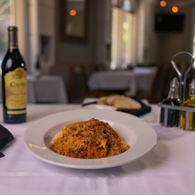 Pappardelle bolognese.
