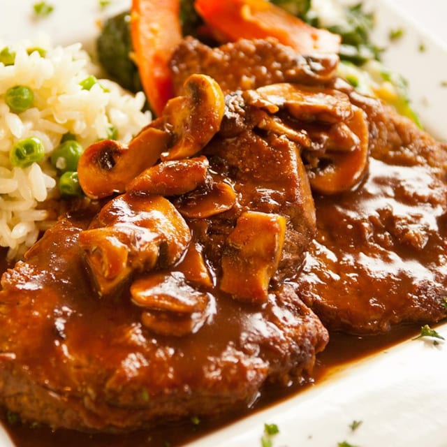 Pollo Scaloppine Ai Funghi.